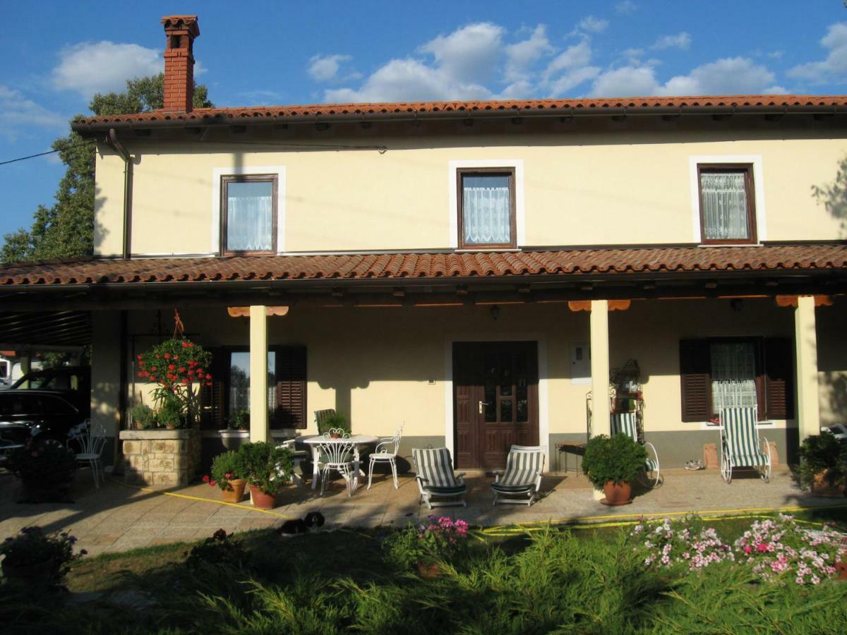 Country House Lokev Guest House Exterior photo